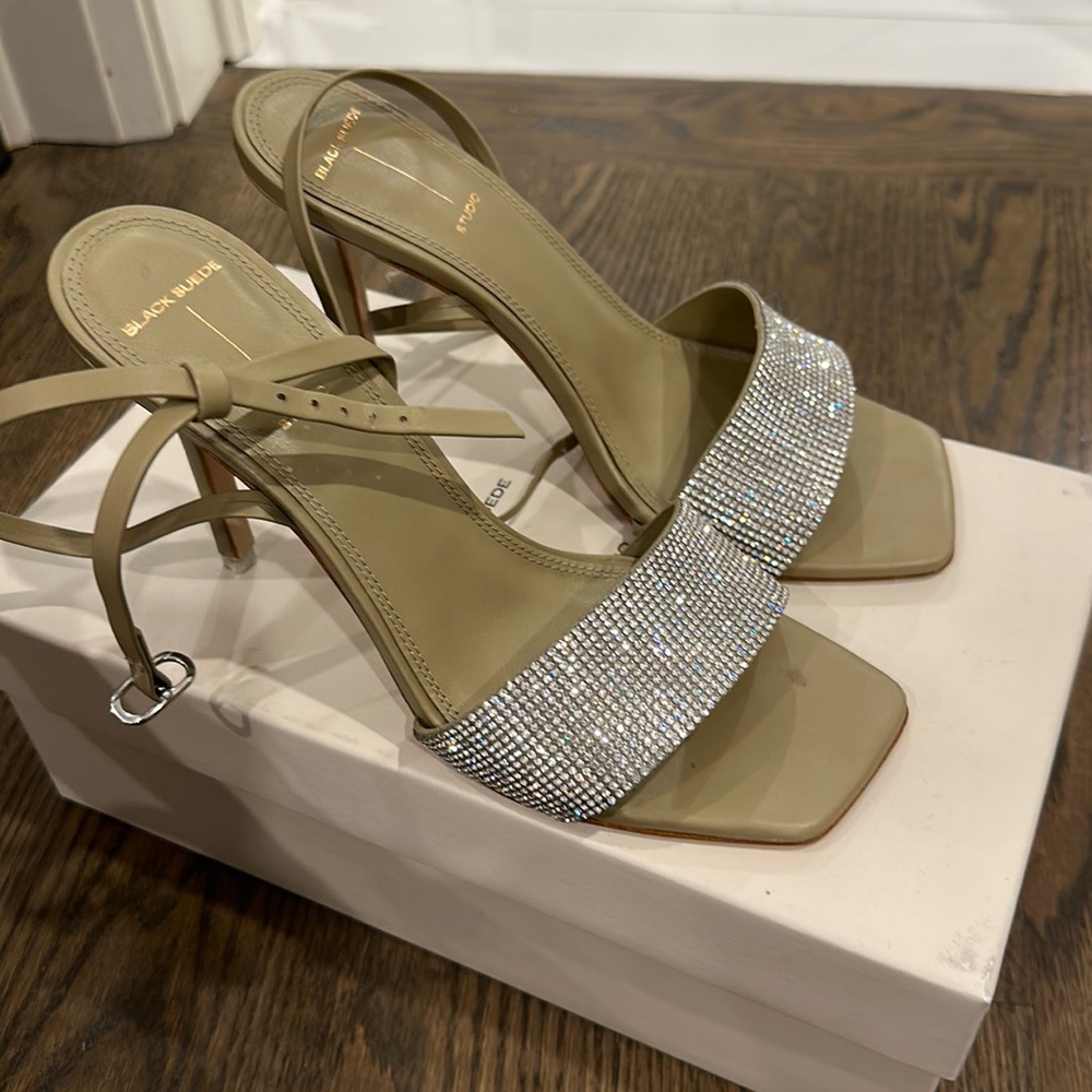 Black suede Studio heels Olive/tan colour